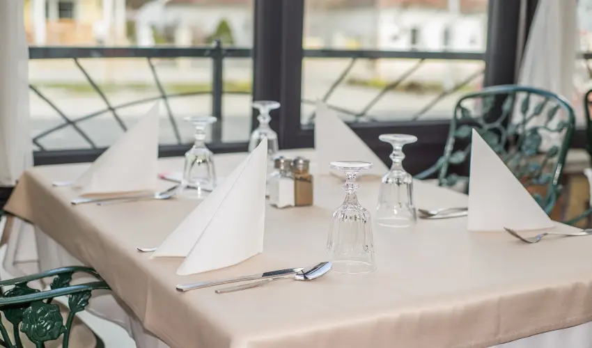 Hotel Piroska B�k, B�kf�rd� - Augusztus 20.