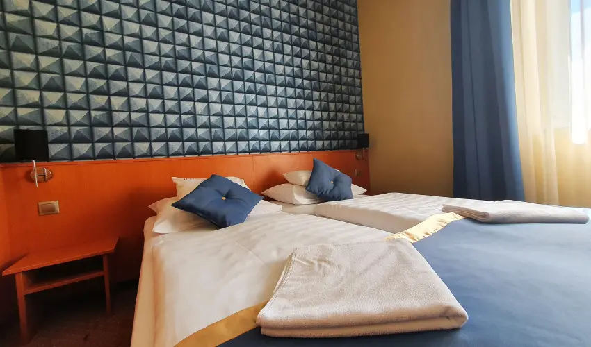 Hotel Plat�n Sz�kesfeh�rv�r Sz�kesfeh�rv�r - Augusztus 20.