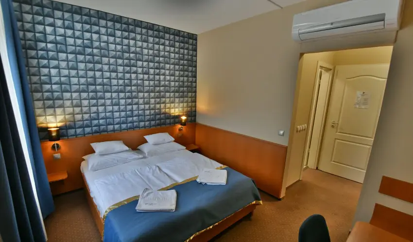 Hotel Plat�n Sz�kesfeh�rv�r Sz�kesfeh�rv�r - Augusztus 20.