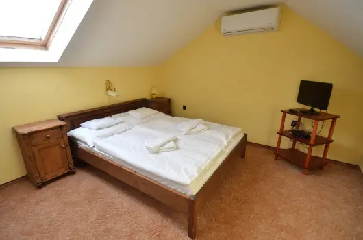 Rvsz Hotel, tterem & Rosa Spa - Augusztus 20.