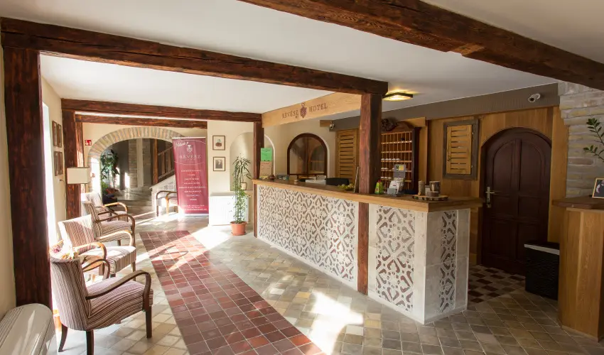 Rvsz Hotel, tterem & Rosa Spa Gyr - Augusztus 20.