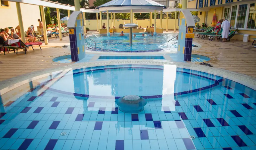 Hotel Rudolf Hajd�szoboszl� - Augusztus 20. - teljes el�refizet�ssel