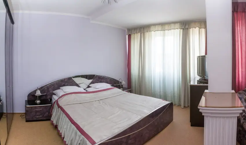 Hotel Rudolf Hajd�szoboszl� - Augusztus 20. - teljes el�refizet�ssel