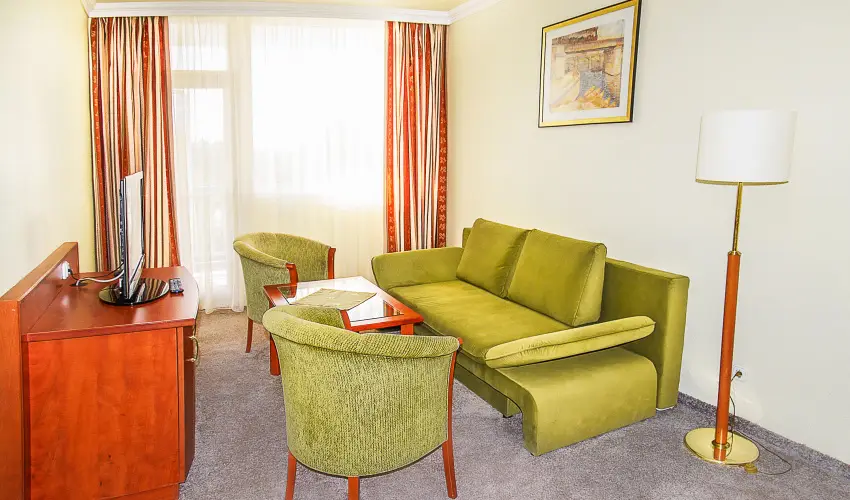 Silver Hotel Hajdszoboszl - Augusztus 20. (min. 3 j)