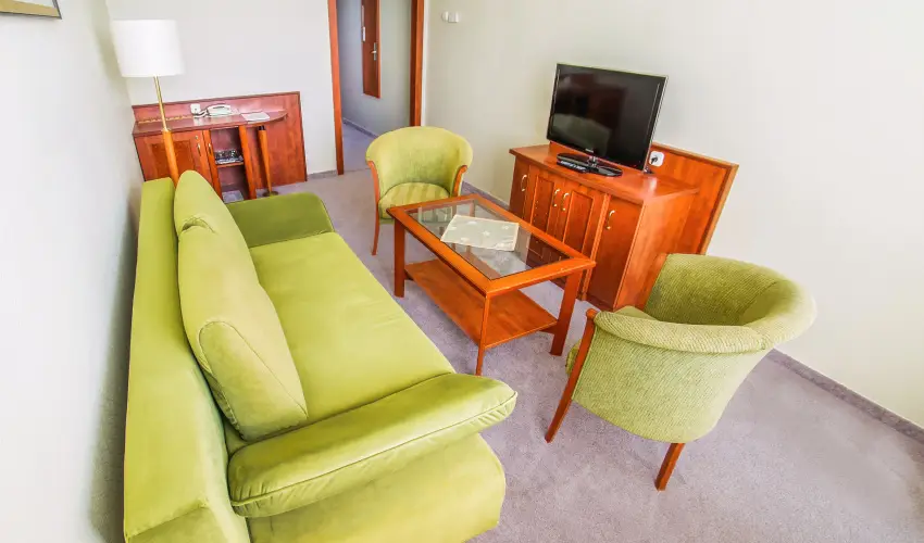 Silver Hotel Hajdszoboszl - Augusztus 20. (min. 3 j)