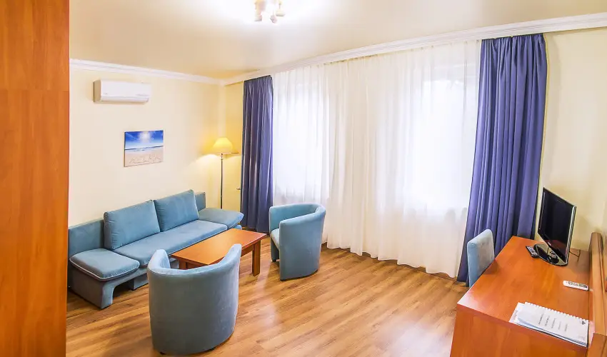 Silver Hotel Hajdszoboszl - Augusztus 20. (min. 3 j)