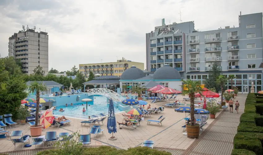 Silver Hotel Hajdszoboszl - Augusztus 20. (min. 3 j)