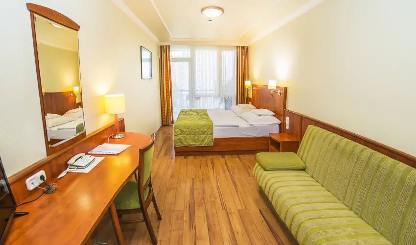 Silver Hotel Hajdszoboszl - Augusztus 20. (min. 3 j)