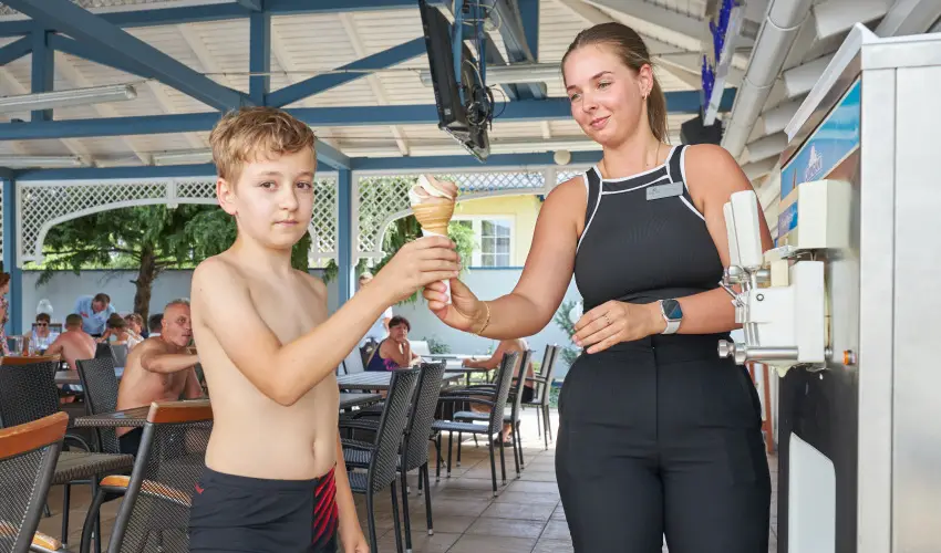 Silver Hotel Hajdszoboszl - Augusztus 20. (min. 3 j)