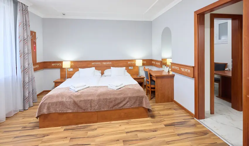 Silver Hotel Hajd�szoboszl� - Augusztus 20. - speci�lis el�refizet�ssel (min. 2 �j)