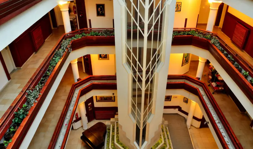 Hotel Solar Nagyat�d - Augusztus 20.