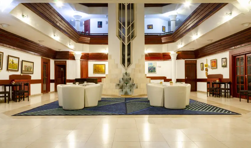 Hotel Solar Nagyat�d - Augusztus 20.