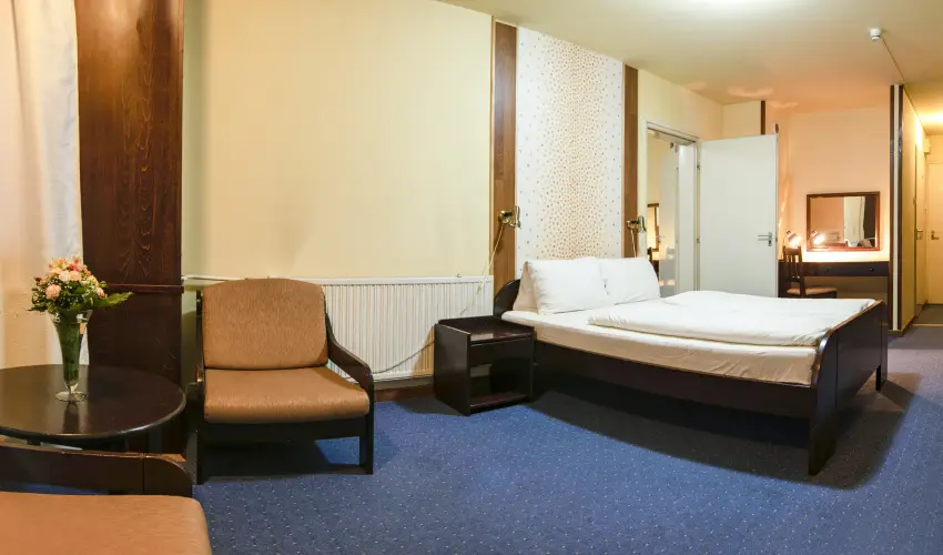 Hotel Solar Nagyat�d - Augusztus 20.