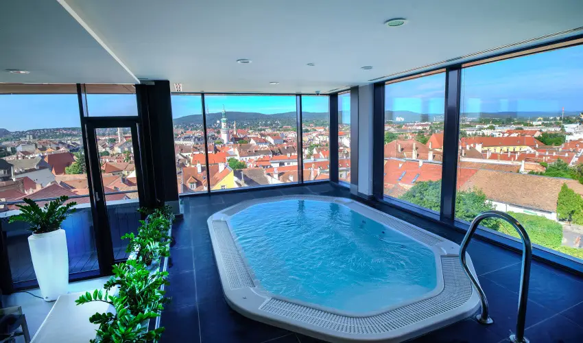 Sopron Hotel Sopron - Augusztus 20.