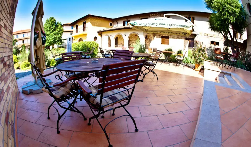 Hotel Stci Wellness & Konferencia Vecss - Augusztus 20.