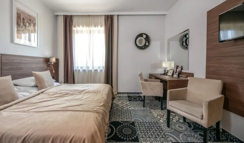 Hotel St�ci� Wellness & Konferencia Vecs�s - Augusztus 20. (min. 2 �j)