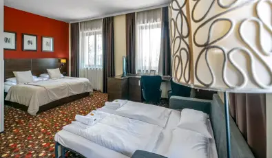 Hotel St�ci� Wellness & Konferencia Vecs�s