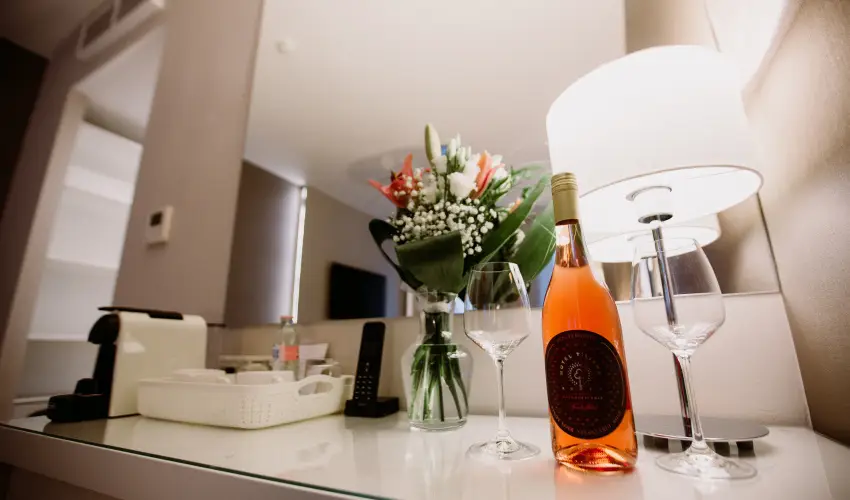 The Hotel Unforgettable - Hotel Tiliana by Homoky Hotels Budapest - Augusztus 20. - teljes elrefizetssel