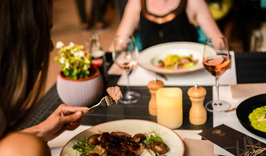 The Hotel Unforgettable - Hotel Tiliana by Homoky Hotels Budapest - Augusztus 20. - teljes elrefizetssel