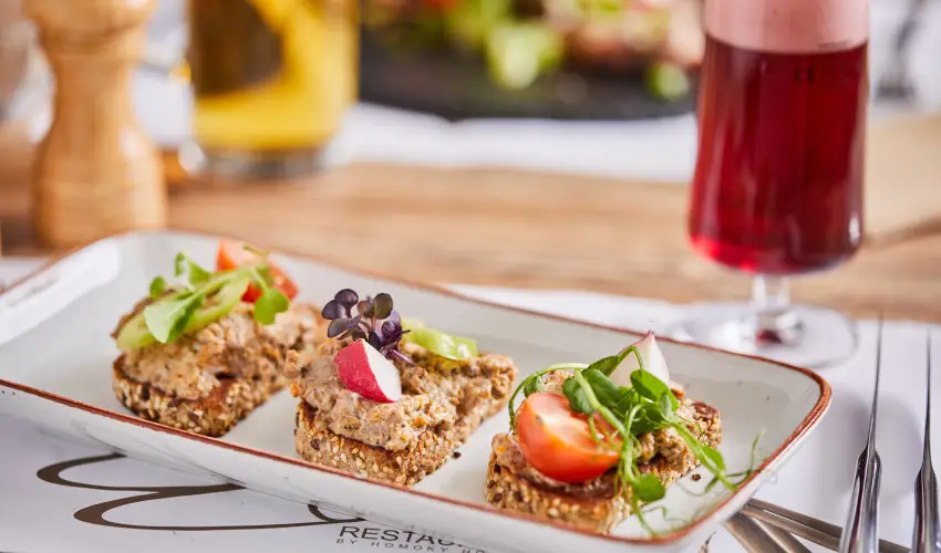 The Hotel Unforgettable - Hotel Tiliana by Homoky Hotels Budapest - Augusztus 20. - teljes elrefizetssel