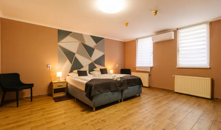 Hotel Unicornis Eger - Augusztus 20.
