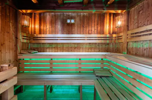 Hotel Vcsecity - Augusztus 20.