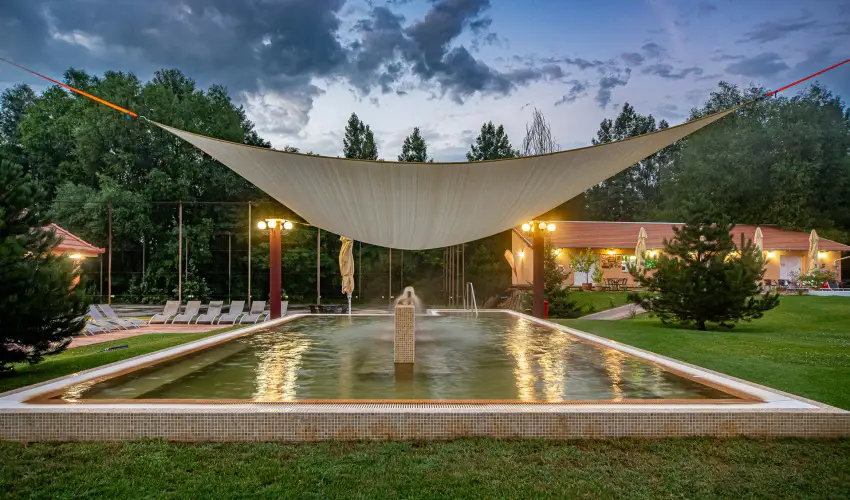 Term�l Hotel Vesta T�pi�szecs� - Augusztus 20. (min. 2 �j)