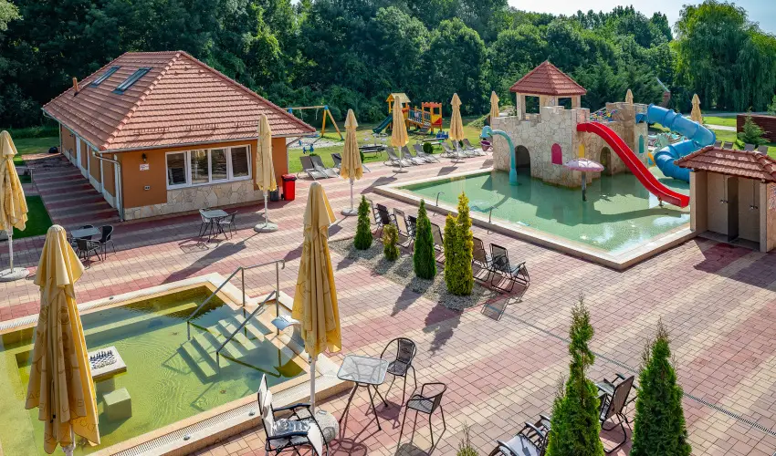 Term�l Hotel Vesta T�pi�szecs� - Augusztus 20. (min. 2 �j)