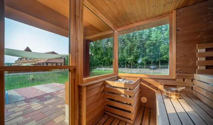 Term�l Hotel Vesta T�pi�szecs� - Augusztus 20. (min. 2 �j)