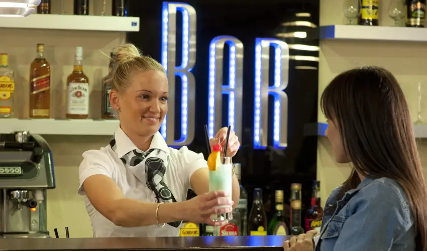 Hotel Villa V�lgy Eger - Augusztus 20. (min. 3 �j)