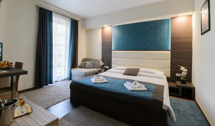 Hotel Villa V�lgy Eger - Augusztus 20. (min. 3 �j)