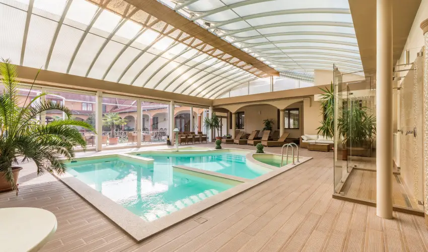 Hotel Vinum Wellness �s Konferencia Hotel Kisk�r�s - Augusztus 20.