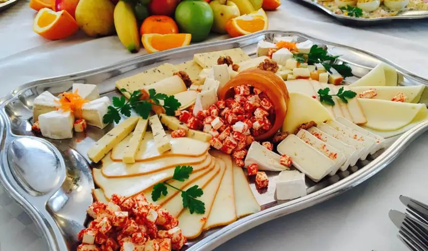 Hotel Vinum Wellness �s Konferencia Hotel Kisk�r�s - Augusztus 20.