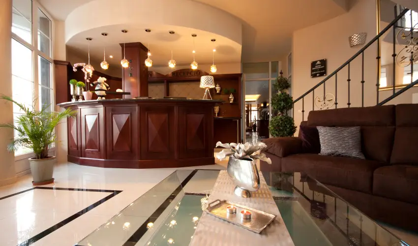 Hotel Xavin Hark�ny - Augusztus 20.