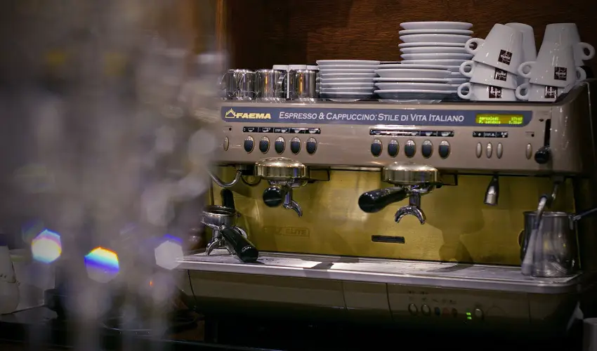 Hotel Xavin Hark�ny - Augusztus 20.