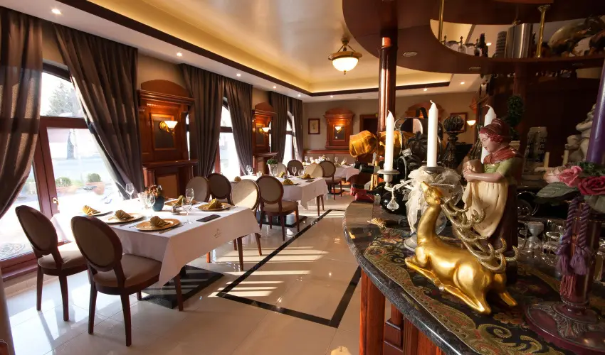 Hotel Xavin Hark�ny - Augusztus 20.