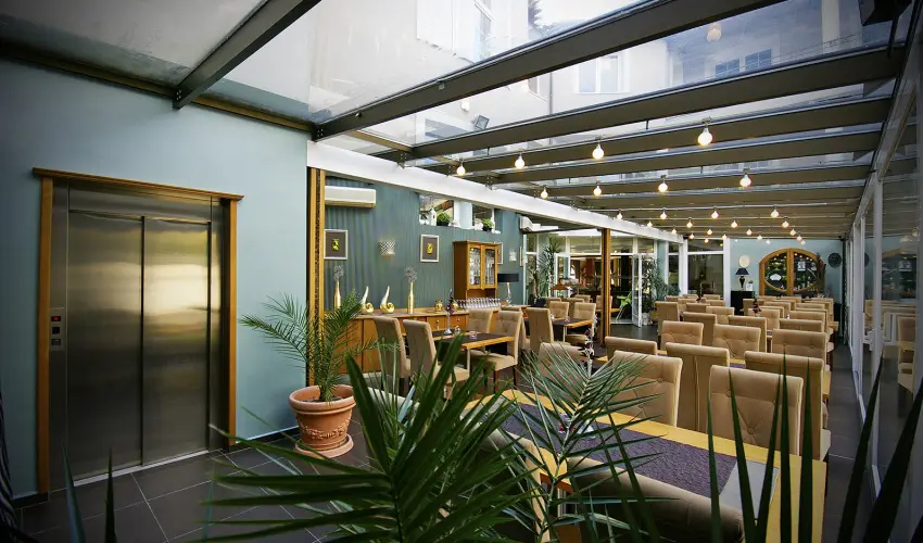 Hotel Xavin Hark�ny - Augusztus 20.