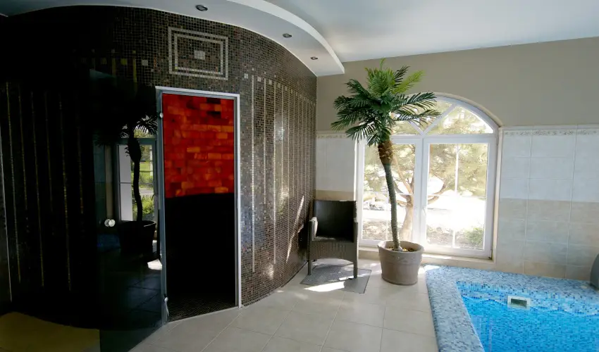 Hotel Xavin Hark�ny - Augusztus 20.