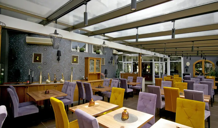 Hotel Xavin Hark�ny - Augusztus 20.