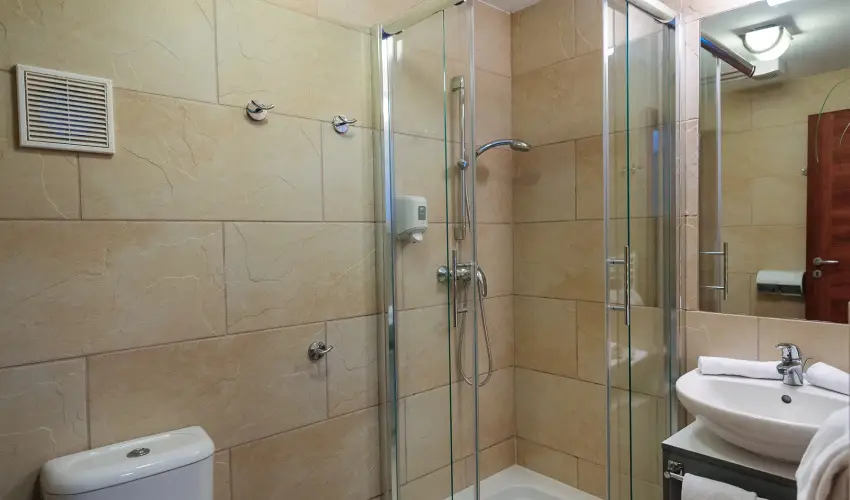 Hotel Yacht Wellness & Business Si�fok - Augusztus 20. (min. 3 �j)