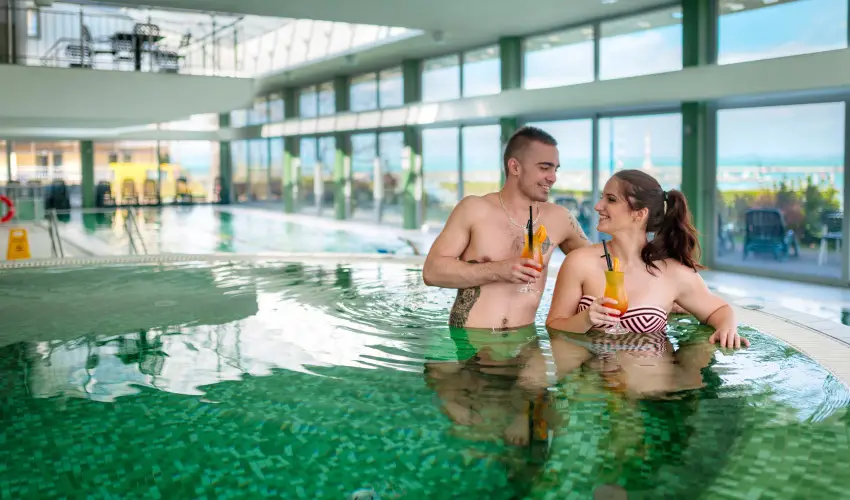 Hotel Yacht Wellness & Business Si�fok - Augusztus 20. (min. 3 �j)