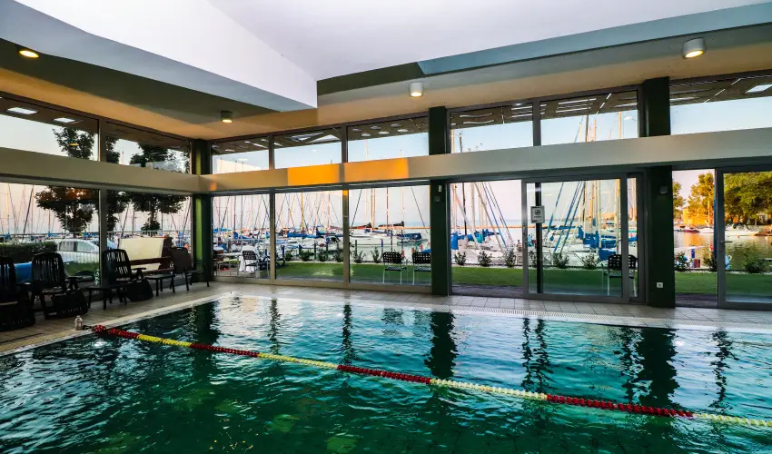 Hotel Yacht Wellness & Business Si�fok - Augusztus 20. (min. 3 �j)