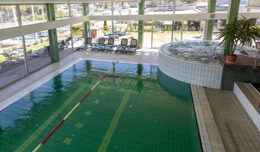 Hotel Yacht Wellness & Business Si�fok - Augusztus 20. (min. 3 �j)