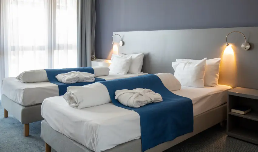 Hotel Yacht Wellness & Business Si�fok - Augusztus 20. (min. 3 �j)