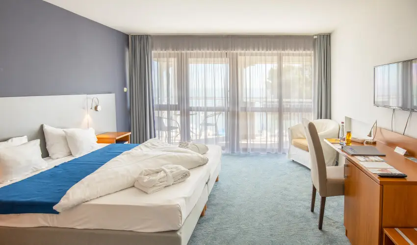 Hotel Yacht Wellness & Business Si�fok - Augusztus 20. (min. 3 �j)