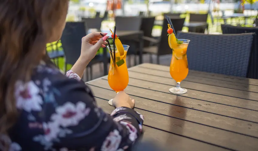 Hotel Yacht Wellness & Business Si�fok - Augusztus 20. (min. 3 �j)