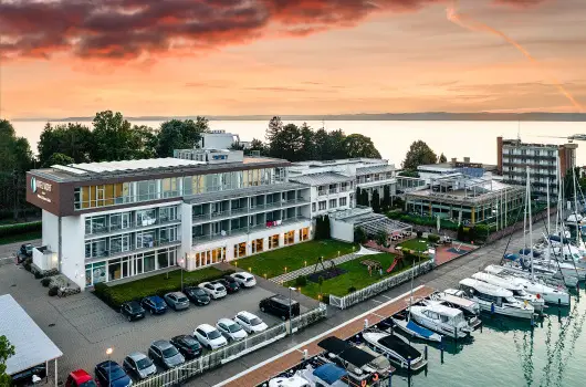 Hotel Yacht Wellness & Business - Augusztus 20.