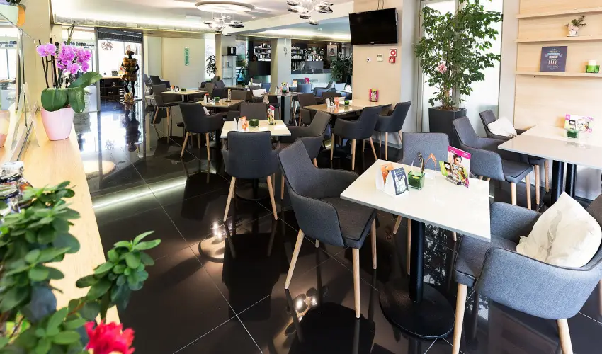 Hotel Zena Hvz - Augusztus 20. (min. 3 j)