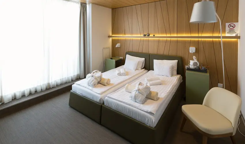 Hotel Zena Hvz - Augusztus 20. (min. 3 j)