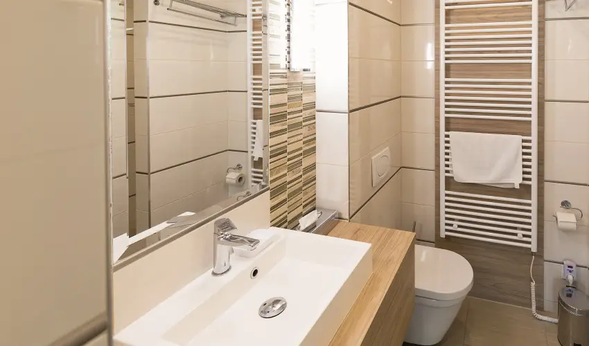 Hotel Zena Hvz - Augusztus 20. (min. 3 j)